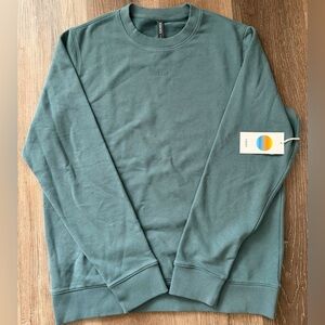 Vuori Cypress Logo Crew Neck Sweatshirt  Bluegrass Pullover Sz Large V2004 NWT